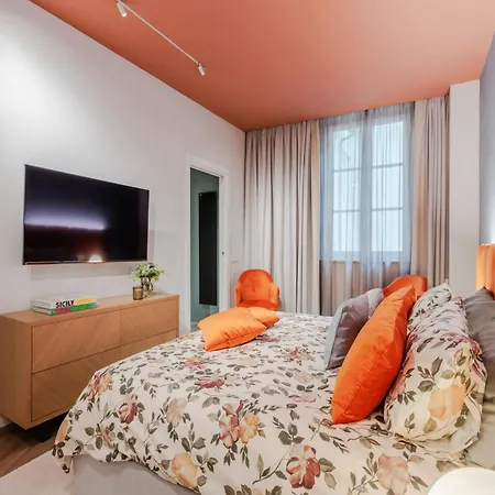 Victory Penthouse Contemporary 3 Bedroom Apartment